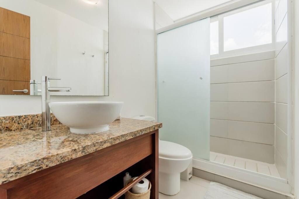 Reef Beachfront 3Bdr Apartment By Casa Paraiso Cancún Exterior foto
